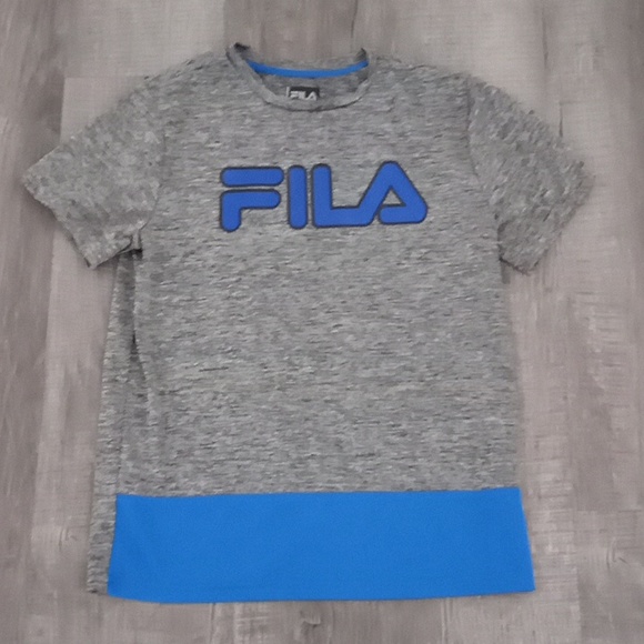 Boys Fila shirt - Picture 1 of 2